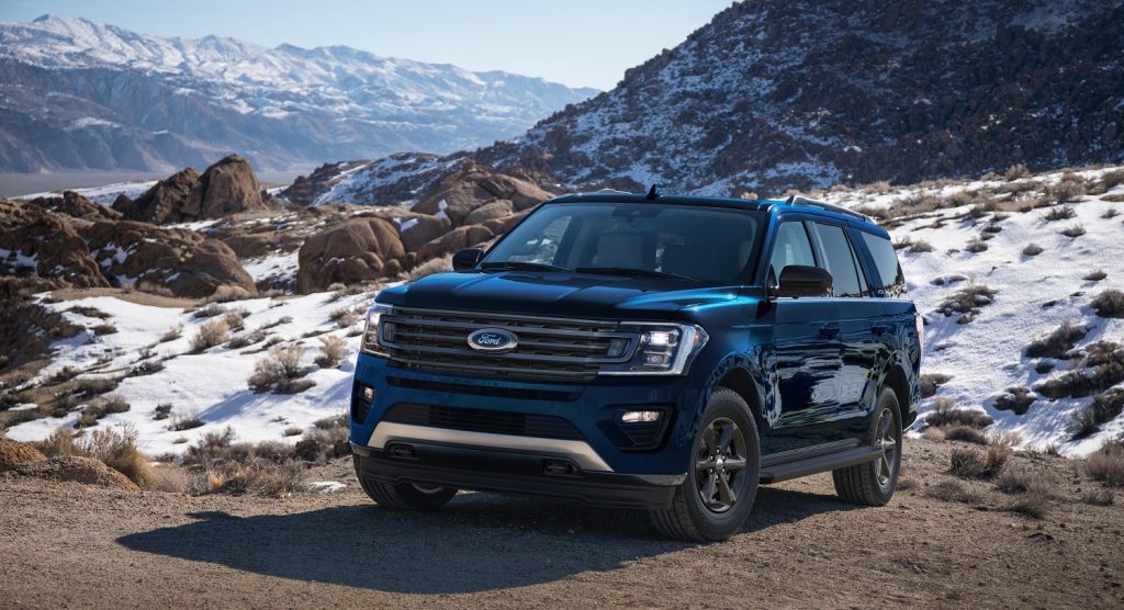 2021-Ford-Expedition-XL-STX-Package-Exterior-001-Front-Three-Quarters